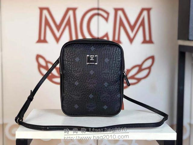 MCM腰包 原單新品 1058 Stark Modular腰包 標誌性Visetos印花塗層 扁平手拿包 拉鏈手包 可組成或單獨使用 MCM斜背包  mdmc1396
